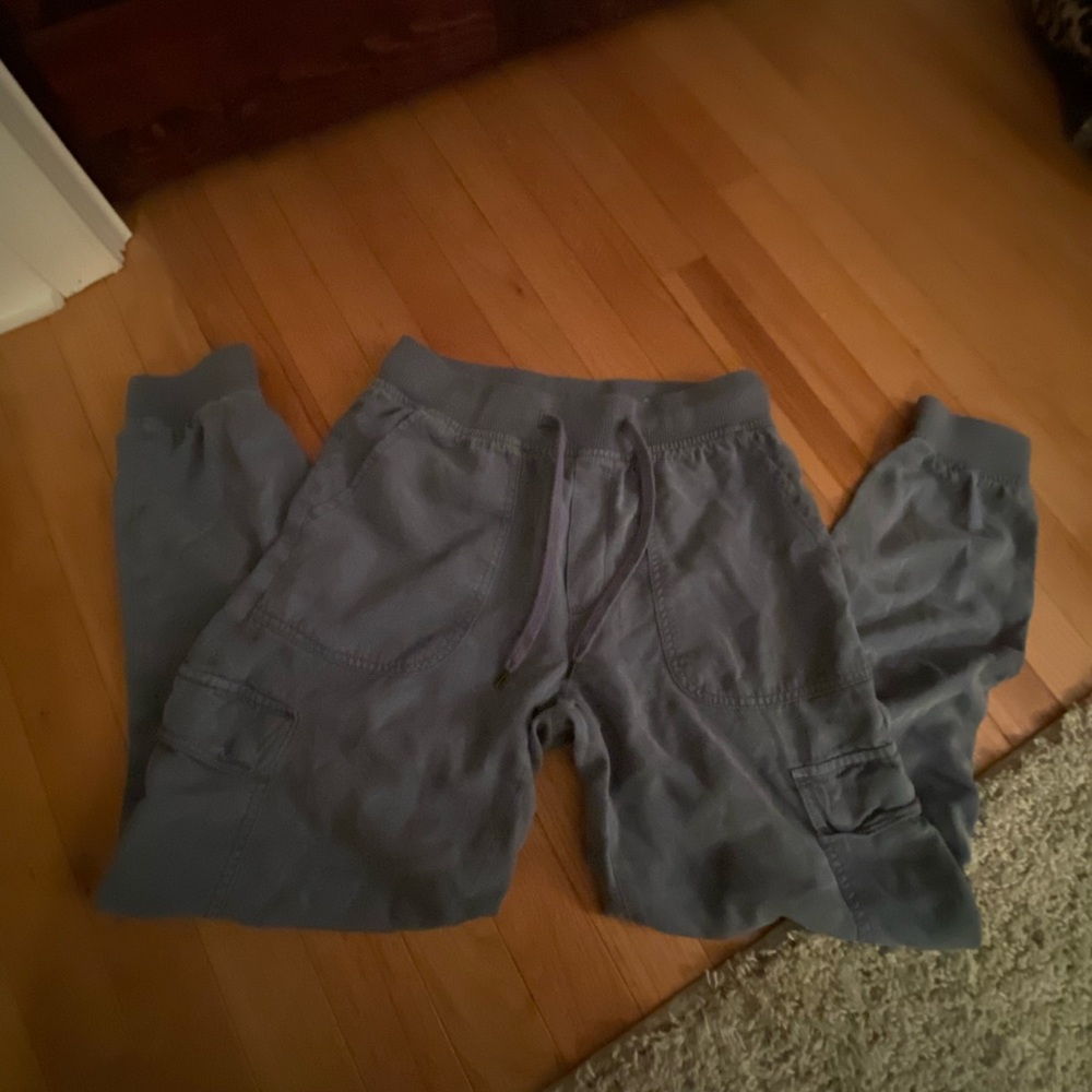 American Eagle pants that are very comfortable and flowy